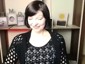 Chaturbate Live Sex Cam of angelinalov_
