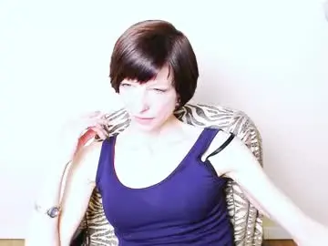 Chaturbate Live Sex Cam of angelinalov_