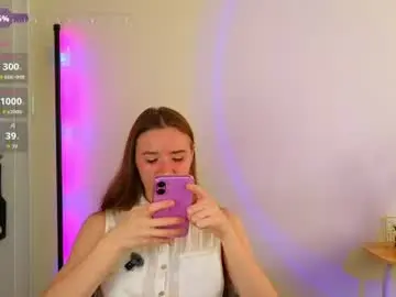 Chaturbate Live Sex Cam of teaseme_bella