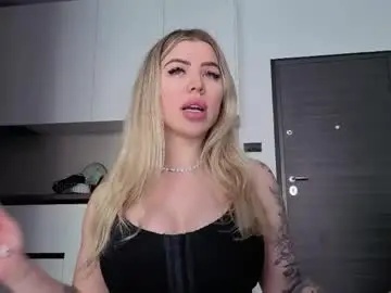 Chaturbate Adult Video Chat of megan_ros_