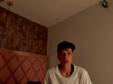 Chaturbate Best live sex cam show of megan_and_clohe