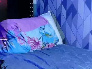 Chaturbate Live Sex of naturaltitss_