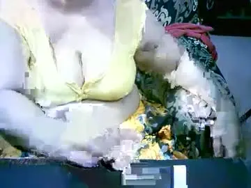 Chaturbate Watch Live Sex Cams of crezybhabihot