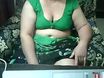 Chaturbate Watch Live Sex Cams of crezybhabihot