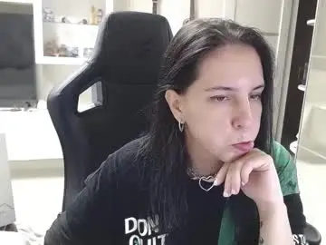 Chaturbate Watch Live Sex Cams of irwi_tomboy