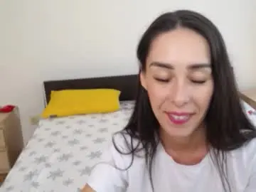 Chaturbate Watch Live Sex Cams of brunettgirl_