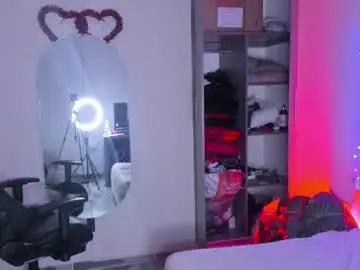 Chaturbate Live Sex Cam of dark_madison