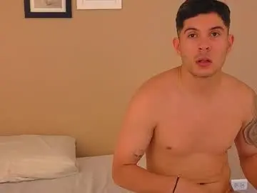 Chaturbate Live Sex Cam of mr_danni_