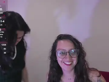 Chaturbate Adult Video Chat of caelisse_cb