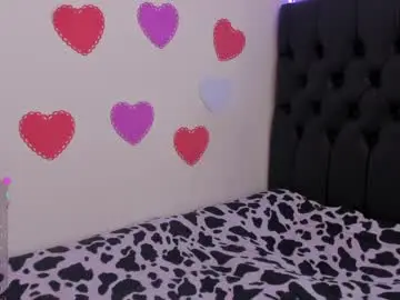 Chaturbate Live Sex Cam of caelisse_cb