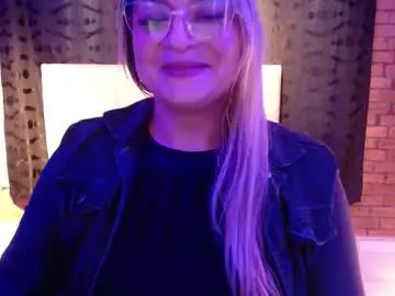 Chaturbate Sex Cam of clio_queen