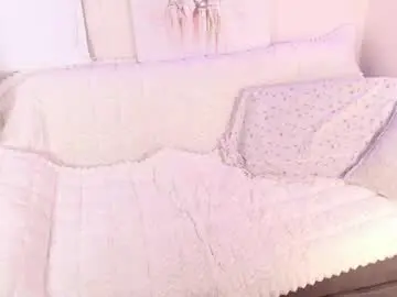 Chaturbate Adult Video Chat of little_effy18_
