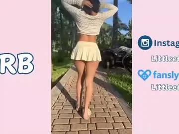 Chaturbate Nude Webcam of little_effy18_