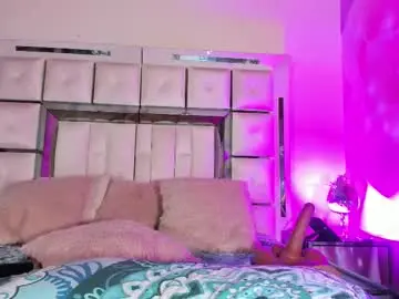 Chaturbate Sex Cam of emili_clark