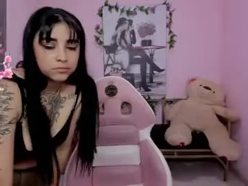 Chaturbate Nude Webcam of adri_gomez_1