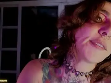 Chaturbate Live Sex of evangelyne1