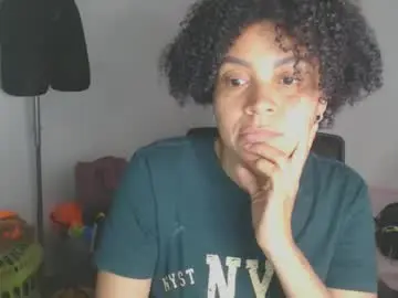 Chaturbate Watch Live Sex Cams of shayna_cute