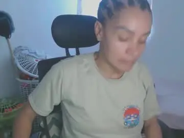 Chaturbate Live Sex Cam of shayna_cute