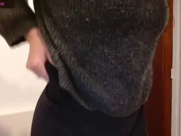 Chaturbate Live Sex Cam of ariagal