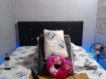 Chaturbate Adult Webcams of caro_milf_