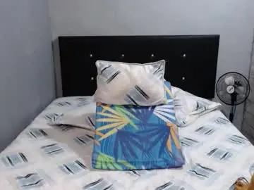 Chaturbate Sex Cam of caro_milf_