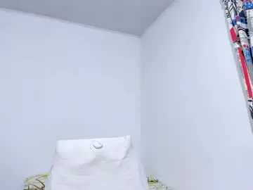 Chaturbate Live Sex Cam of naive_natty1