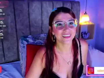 Chaturbate Free Porn Cam of valeryblaze_