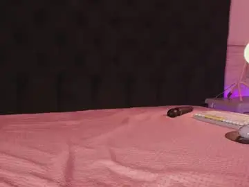 Chaturbate Live Porn of julieta_cortes__
