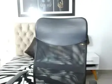 Chaturbate Best live sex cam show of penelopee_smith