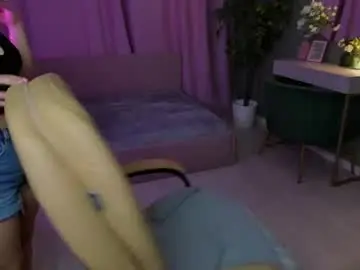 Chaturbate Live Sex of kira_miragee