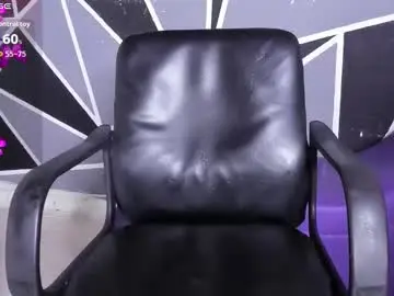 Chaturbate Free Porn Cam of daye_sky