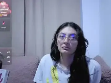 Chaturbate Adult Video Chat of lessliee