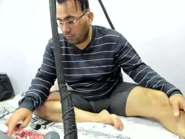 Chaturbate Best live sex cam show of mariham_murath_