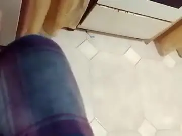 Chaturbate Free Live Porn of dthedog12