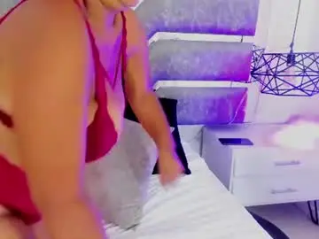 Chaturbate Sex Cam of cristal_curly_