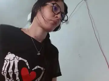 Chaturbate Best Webcam of emily_hot24