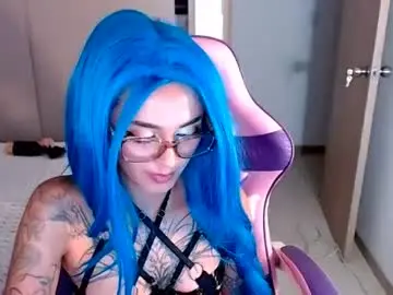 Chaturbate Free Porn Cam of bluee_v