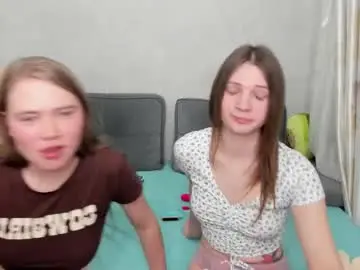 Chaturbate Live Sex of pikmi_obsos