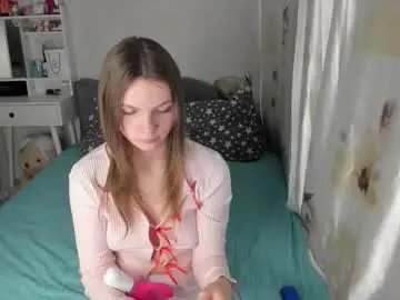 Chaturbate Live Sex of pikmi_obsos