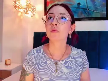 Chaturbate Best live sex cam show of emilyywatson