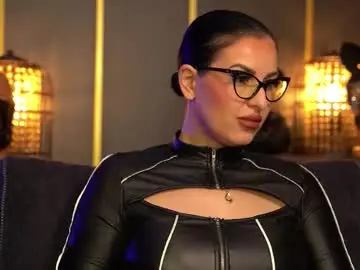 Chaturbate Live Sex Cam of mistresskellykent