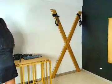 Chaturbate Live Sex Cam of sebassttian22