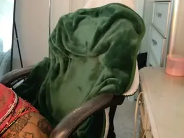 Chaturbate Live Sex Cam of butterflybootyy