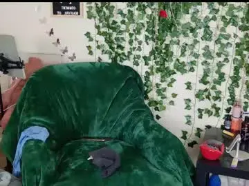 Chaturbate Adult Video Chat of butterflybootyy