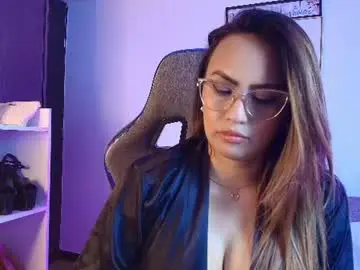 Chaturbate Live Sex Cam of cata_alvarezz