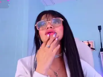 Chaturbate Adult Video Chat of emerald_gh