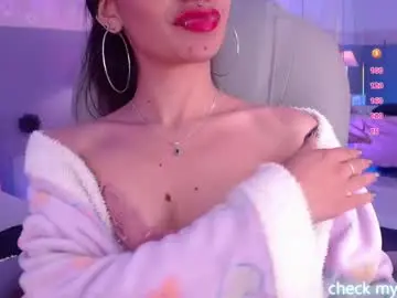 Chaturbate Live Sex Cam of emerald_gh