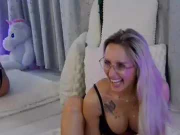 Chaturbate Adult Webcams of isabelleethan