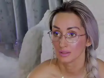 Chaturbate Live Sex Cam of isabelleethan