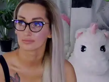 Chaturbate Best live sex cam show of isabelleethan